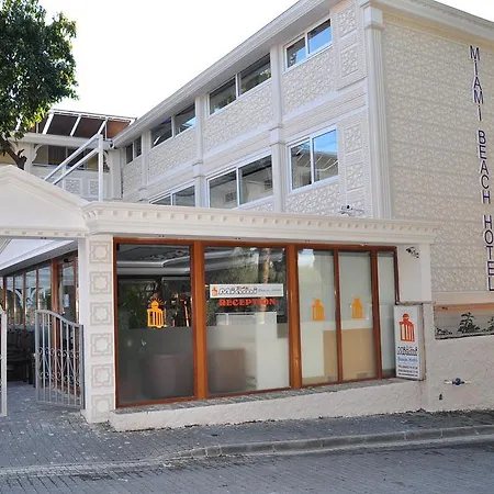 Miami Hotel Sidé