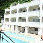 Miami 호텔 3*